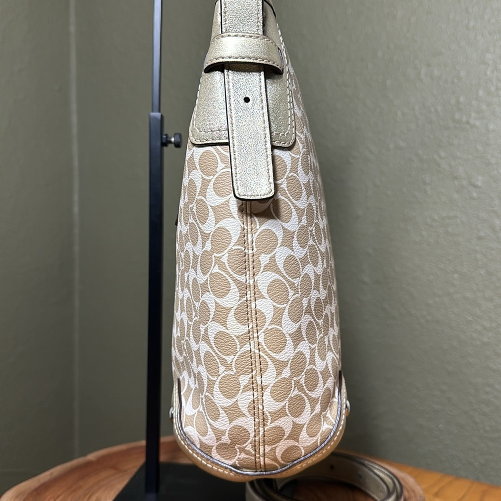 COACH Chelsea Heritage Stripe Hobo/Shoulder Bag - Picture 3 of 17